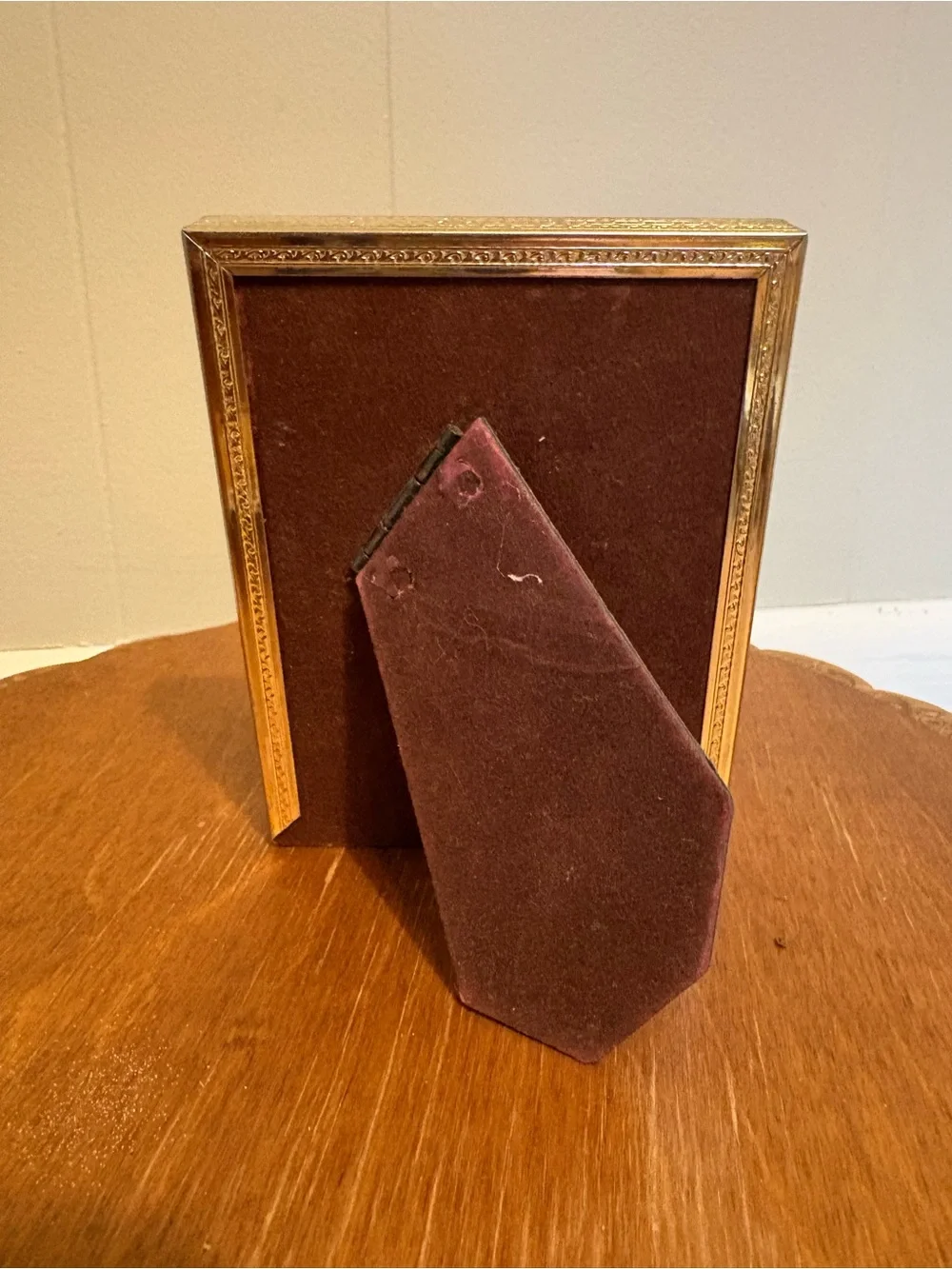 Gold Decorative Photo Frame - Vintage with Bubble Glass